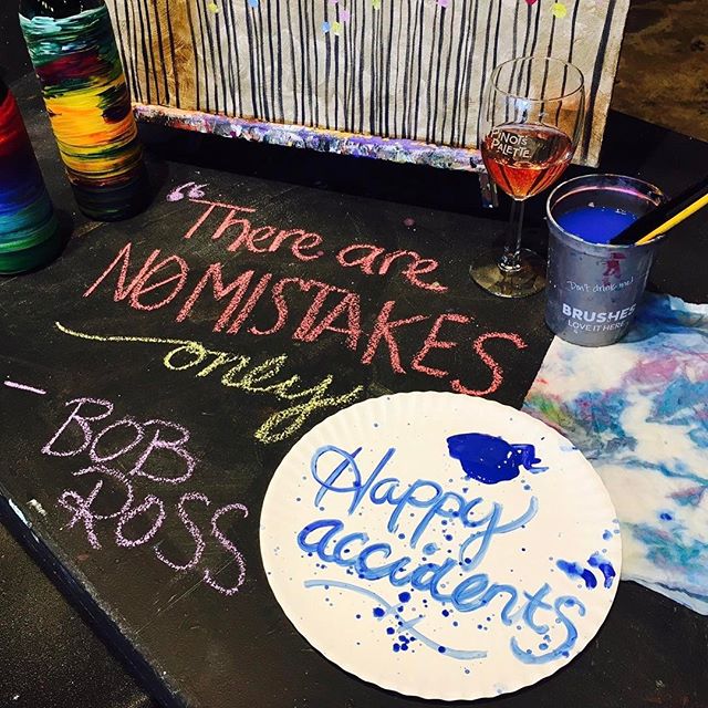 PinotsWestLoop's tweet image. Create your own happy accidents at #pinotspalettewestloop! #wine #westloop #bobross #happyaccidents #paintparty #paintandsip