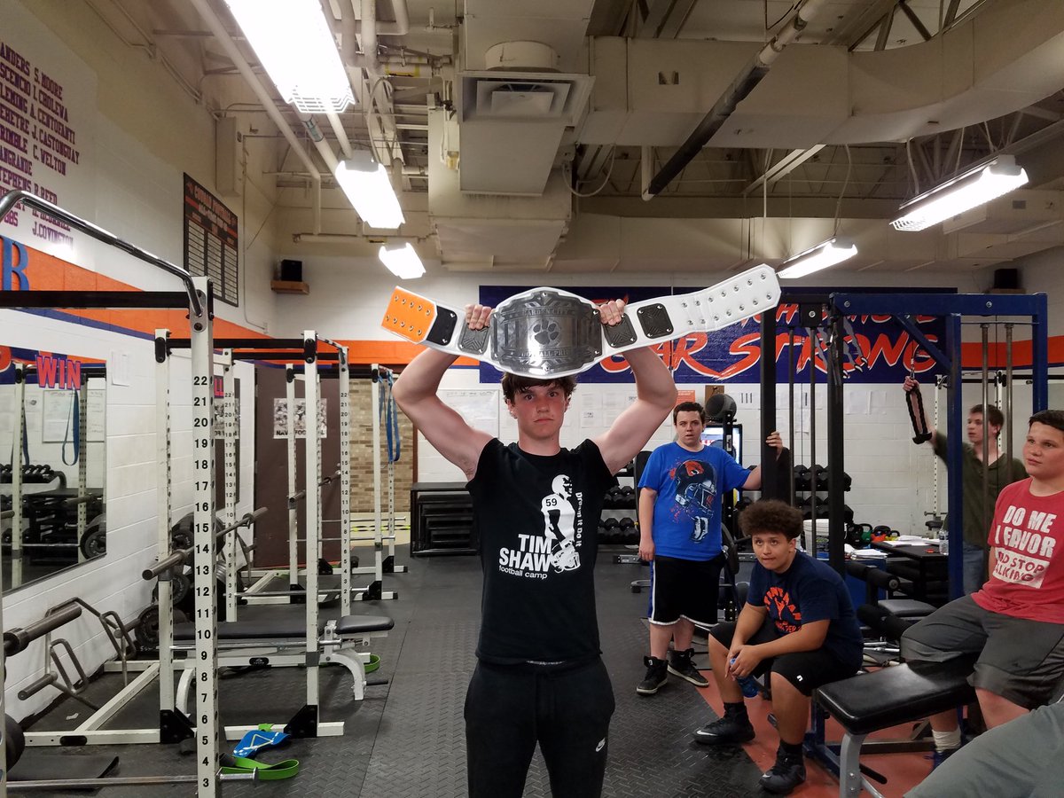 Football_GCHS's tweet photo. Cougar Football Weight Room Player of the week... Junior Tyson Doyle! https://t.co/x1wEkGDX5U