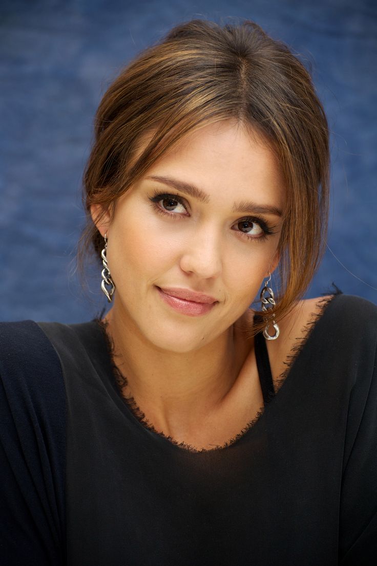 [MOMENT] Jessica Alba juga ultah ke-36. Happy birthday  