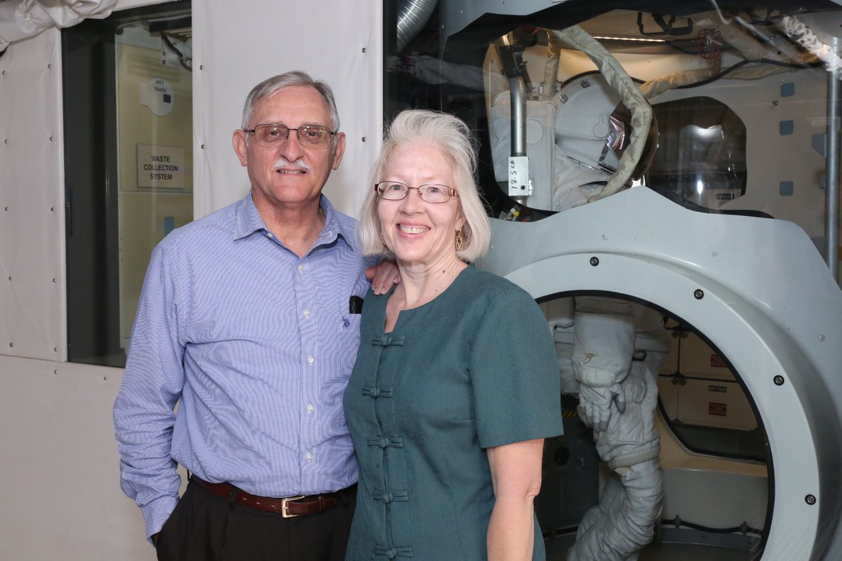 M_NDtesting's tweet image. #cardmemberexclusives