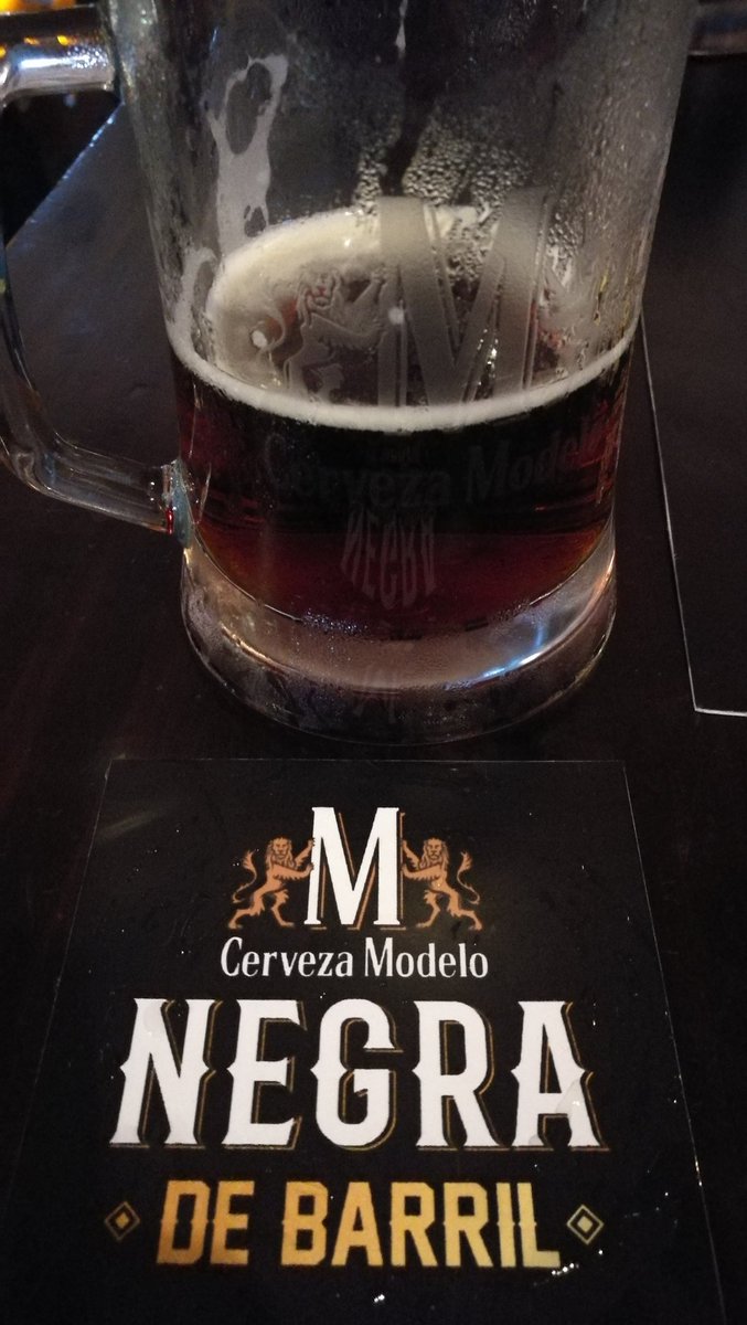 1850Television's tweet photo. @CervezaModeloGt  te invita a de gustar  de   La Modelo Negra de barril, que llega  a Guatemala con su sabor único y especial. https://t.co/oTLZahNirR