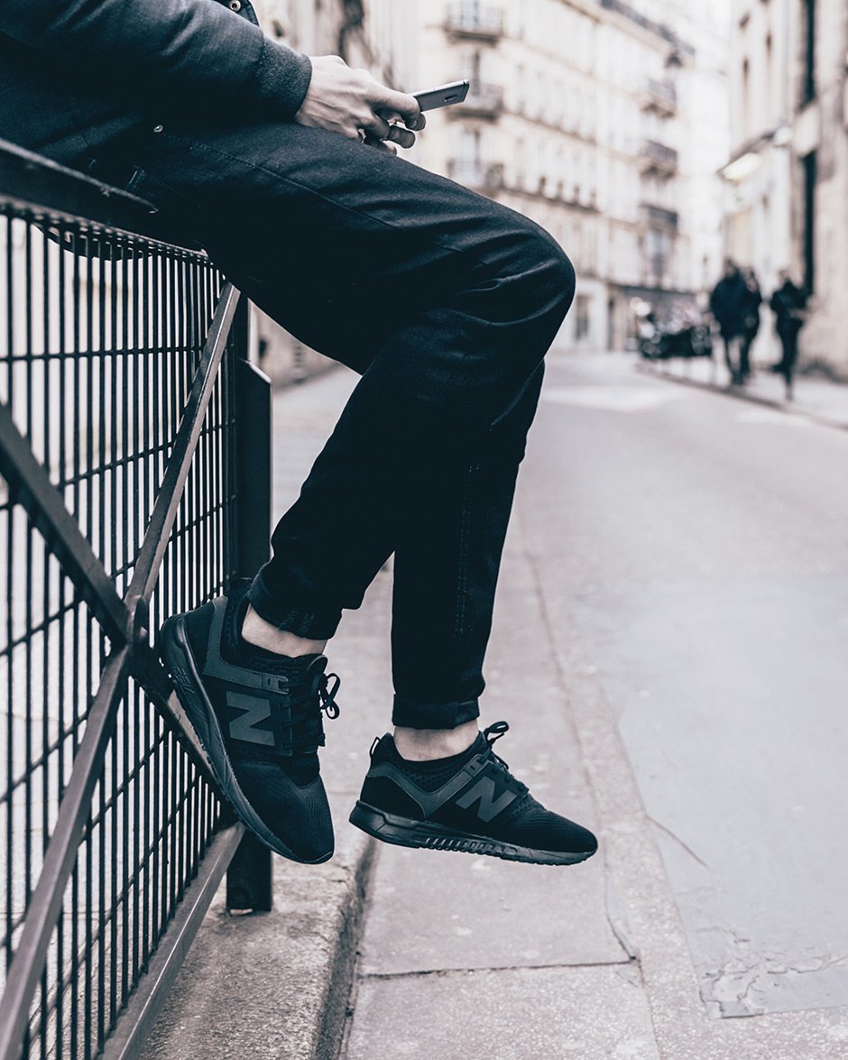 new balance 247 triple black