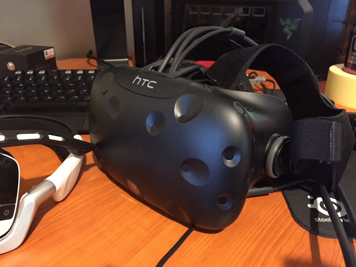 RustyPinball's tweet image. With a son in the IT Industry, it&apos;s always exciting to go into his room &amp;amp; see what new toys I have to play with... #3Dprinter #htcvive #vive