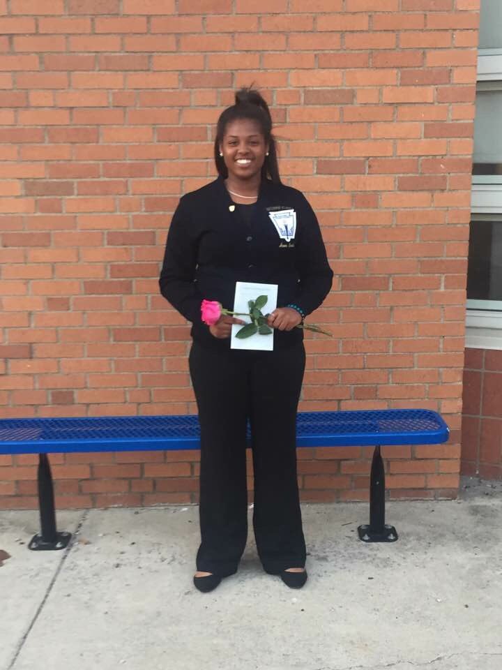 EastmoorB's tweet photo. Congratulations to Captain Kenadee Dixon on being inducted into the National Honor Society! #WarriorUp #SmartBaller https://t.co/rPrJvjDnJo