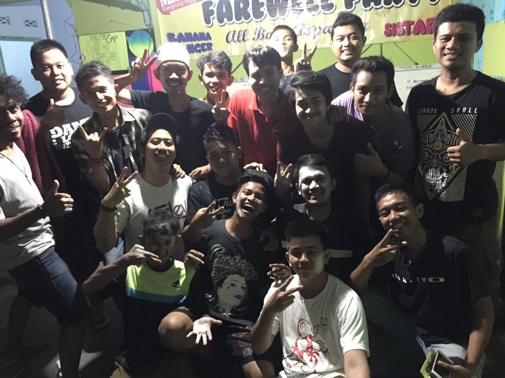 ariefmaestro1's tweet photo. Klo mau enjoy cas cis cus ngmng inggris join @MrBobPare @MrBOBCamp #MrBobSuperSeru hiyeeey.... https://t.co/nMuQERuXhK