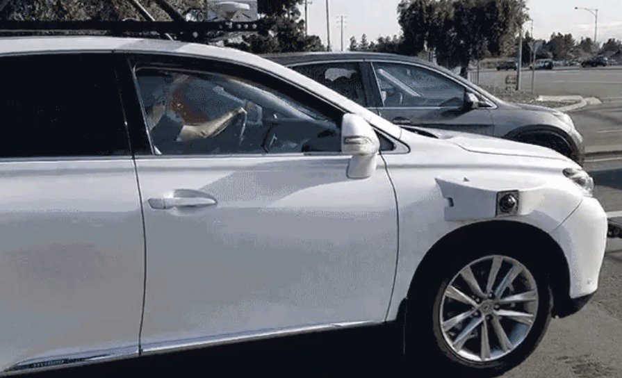 lf_technology's tweet photo. Apple начала испытания беспилотных автомобилей на базе Lexus: https://t.co/satdWUho5d https://t.co/dzIodXAEaY