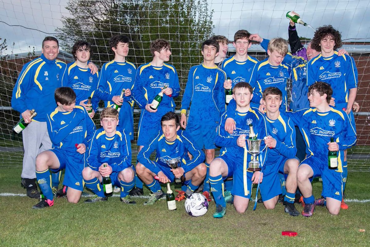 BootleJFCU15s's tweet photo. We won it @Carra23, maybe your good luck tweet played a small part. Cheers mate 🏆 ⚽ 🎊 https://t.co/OZvWWJatdn