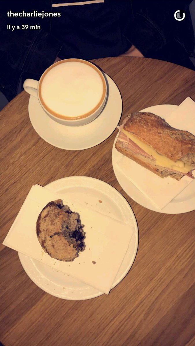 OAtlanticFr's tweet photo. 🚨 Charlie via son Snap https://t.co/2dY3QsVEqJ