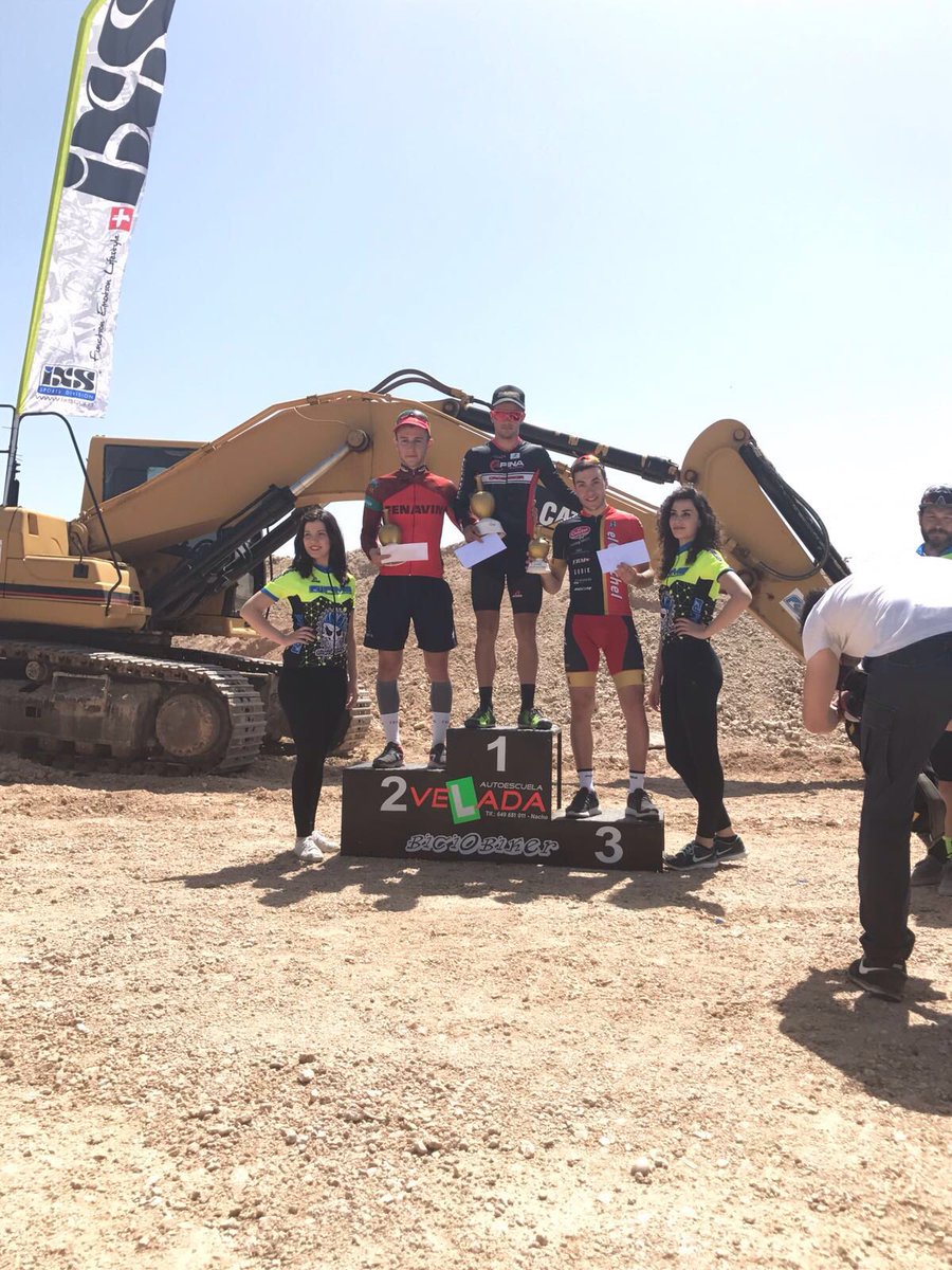leosanchezbike's tweet photo. El domingo pasado defendíamos liderato del #openCLM en casa y conseguíamos una nueva victoria 🏆💪🏻 @ciclosbarber https://t.co/I7E4F4d9OZ https://t.co/PzAb5EAfjx