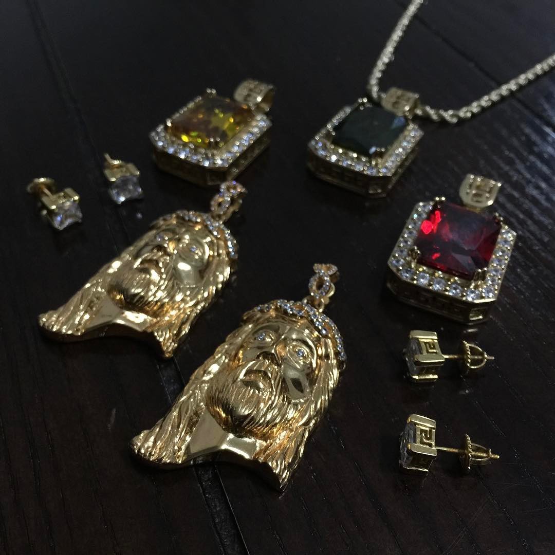 RealJohnMarc's tweet photo. John Marc jewelry now available #nfldraft #NFLDraft2017 #NFLDraftLive #nfl #football https://t.co/JD7PStIkZT