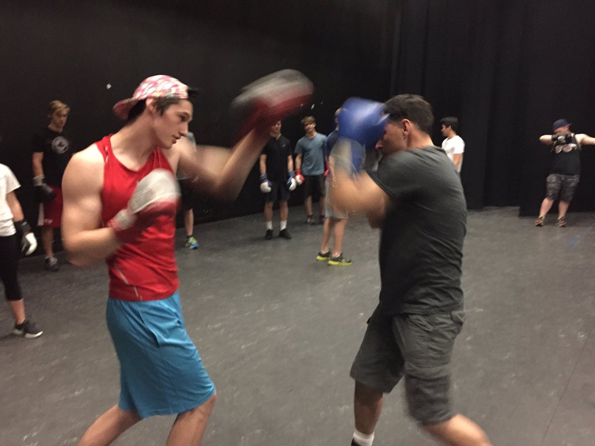 mac_krystal's tweet photo. Put on the gloves; the PE 30's are ready to Box 😉#funfitness @CCHS_Canmore https://t.co/0Tzjlugtx6