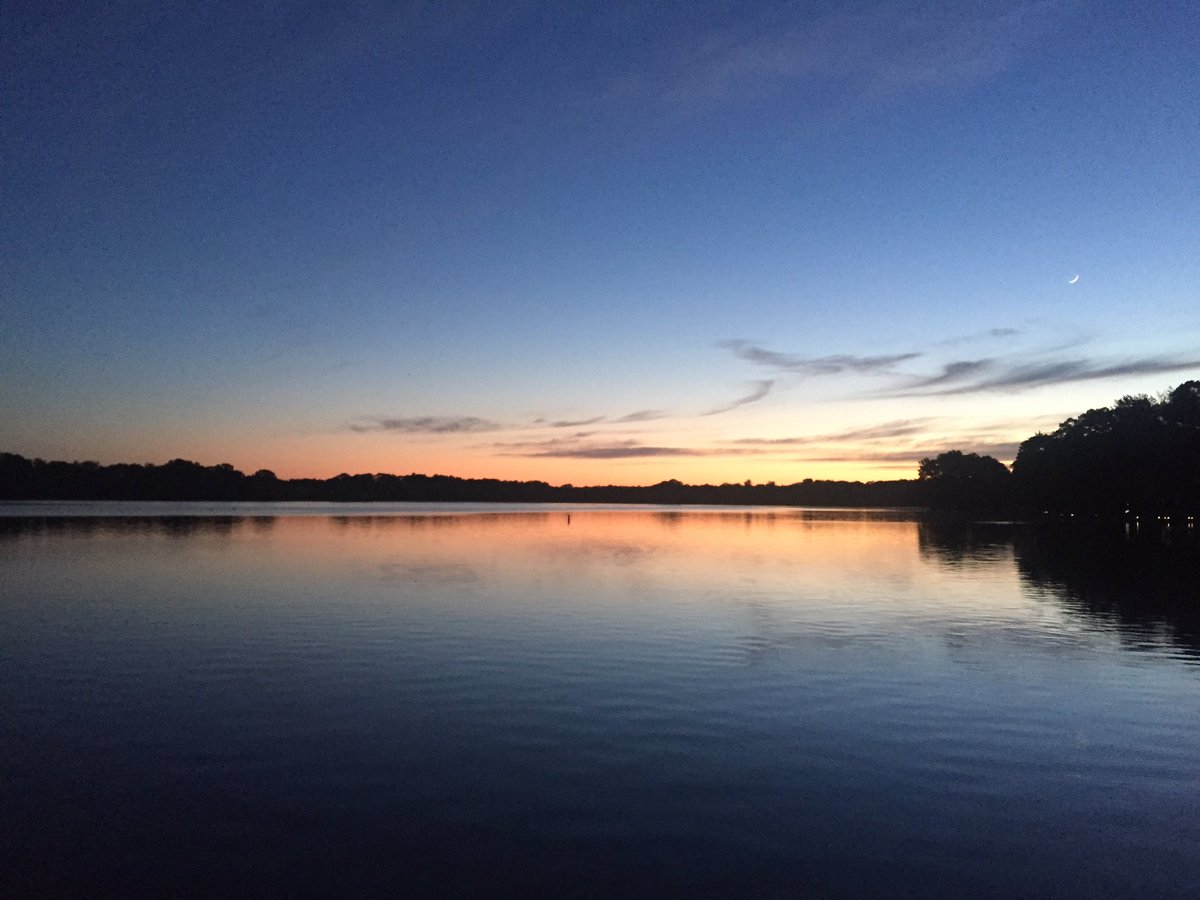 kal_2013's tweet photo. There's just nothing quite like an Alabama sunset 😍 https://t.co/g2UareihZq