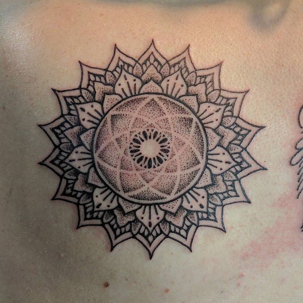 milliemaze's tweet photo. Sun Mandala for my dear Katie ☀️ I'd like to do more like these #tattoo #mandalatattoo #sunmandala #blackwork #dot… https://t.co/dwcttdwSUn https://t.co/fQzktV1deE