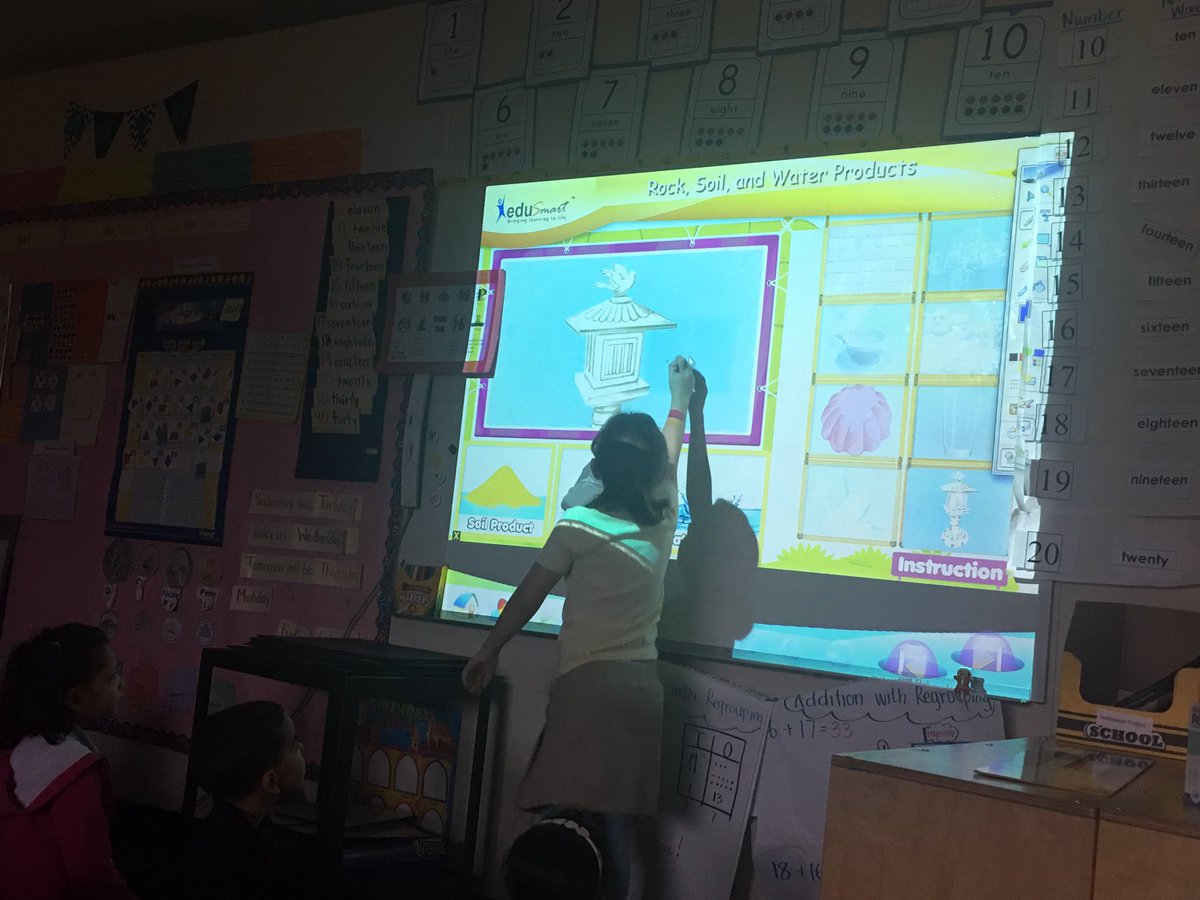 Mrs_Dao's tweet photo. We are working hard (and having fun) reviewing for the science DCA! https://t.co/tC7XVBdqLz