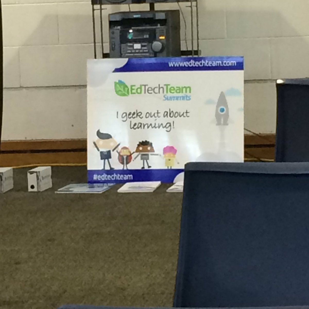nsmithpalmer's tweet photo. Love this #edtechteam #sfoa https://t.co/9hFBcMXYaw