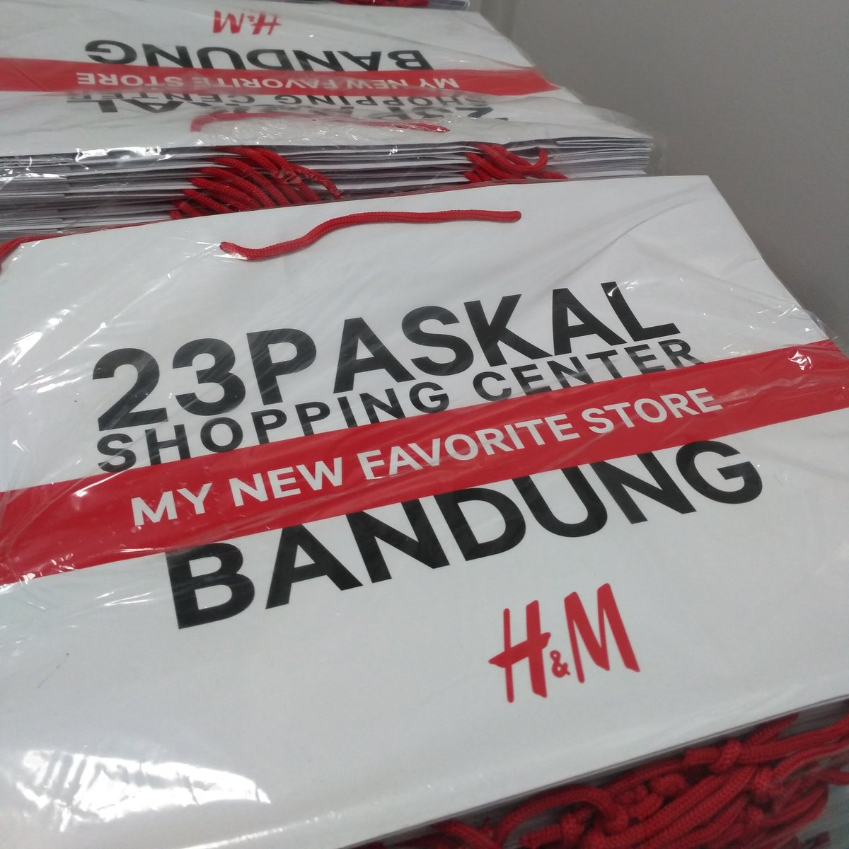 New favorite H&amp;M store! Only at PASKAL23. See you on 29 April!