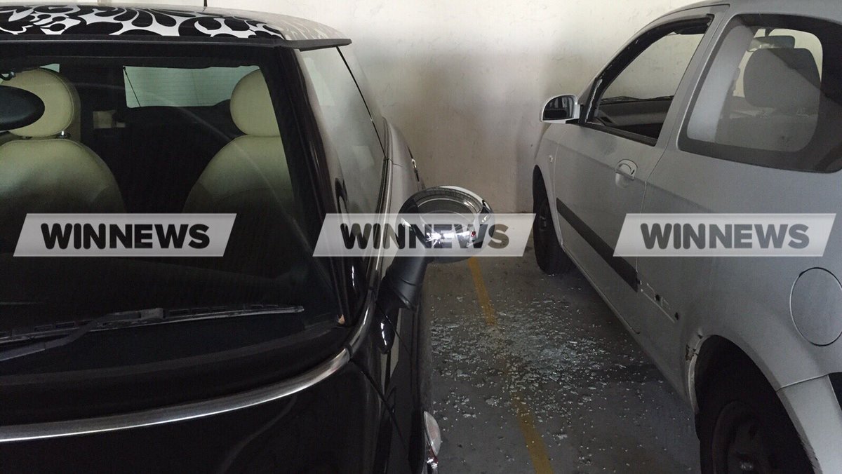 mhammond7's tweet photo. Dozens of vehicles broken into across #Garran, #Griffith, #Kingston and #Narrabundah in an overnight crime spree. #CBR @WINNews_ACT 6PM. https://t.co/NKI0y7f2Zr