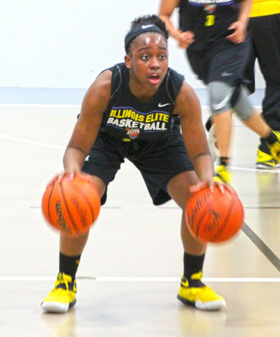 Myiaclark2432's tweet photo. Just trying to have fun and do big things this summer 🏀✈️ #watchmetakeoff https://t.co/tthptTbEDJ
