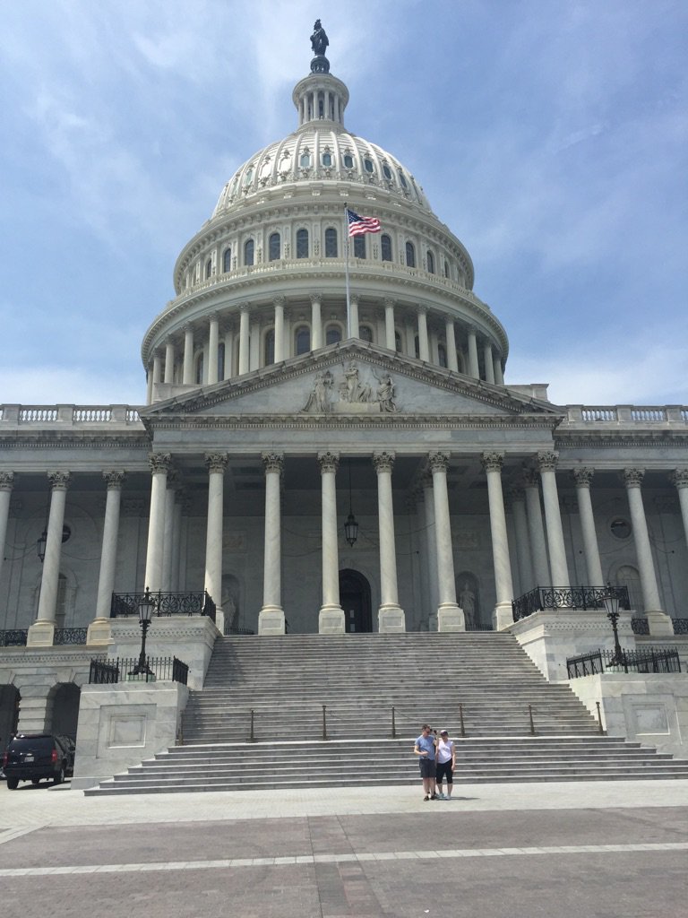 EcoChef33's tweet photo. Amazing day today advocating on Capitol Hill for the Farm Bill 2018 @ewg @FPAction @JBFChefAction #plateoftheunion https://t.co/x4iXkaWlAg