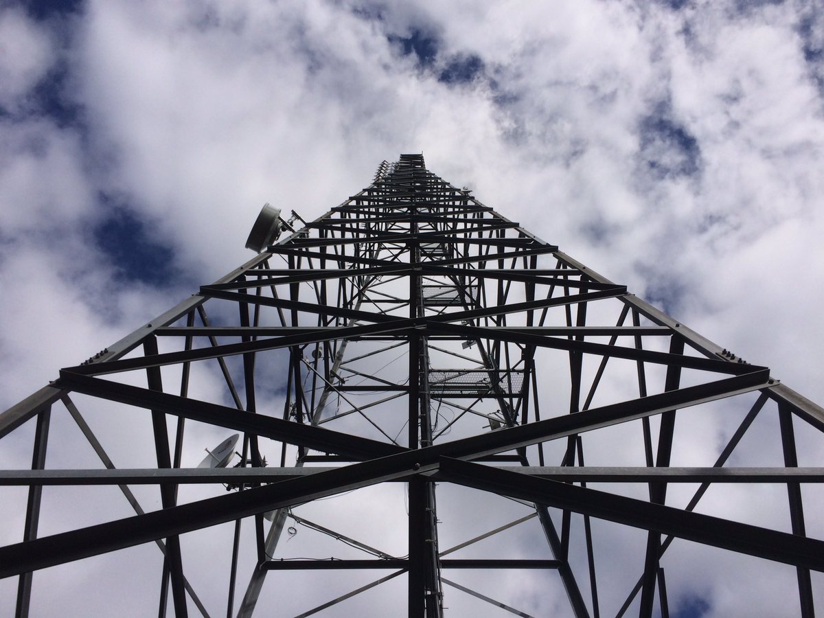 j_rouillon's tweet photo. If you've ever listened to @96five @4ZZZ @4MBS @989fmcountry or @radio4eb this is where it all comes from. #broadcastingpark https://t.co/o2IUMnQqFO