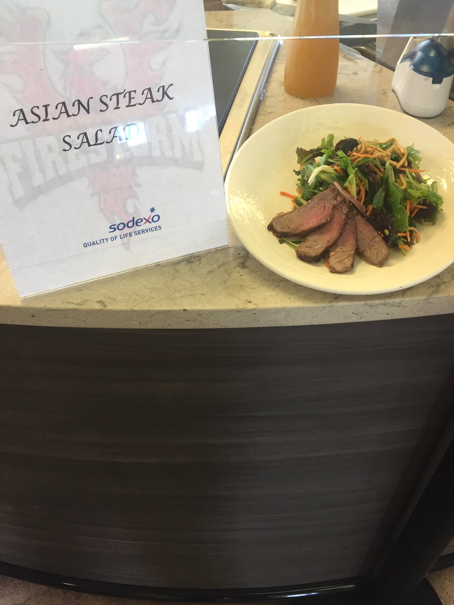 Fire Pit Dining tweet media