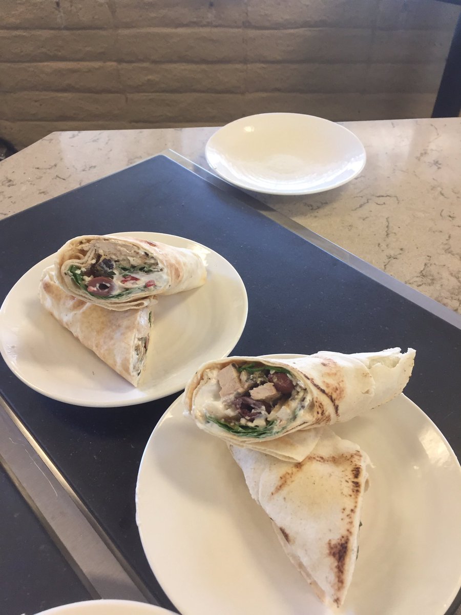 Fire Pit Dining tweet media