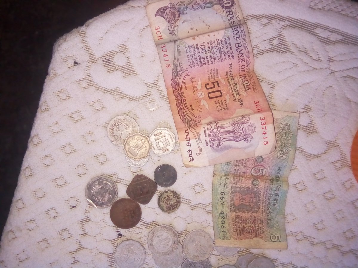 shabad010's tweet photo. i #want to #sell #old #ancient #coins #india #oldnotes #50 #rupee #Anna #2anna before #1945 coins.. you can #call me.. +919878917073 https://t.co/S3yycCCmu6