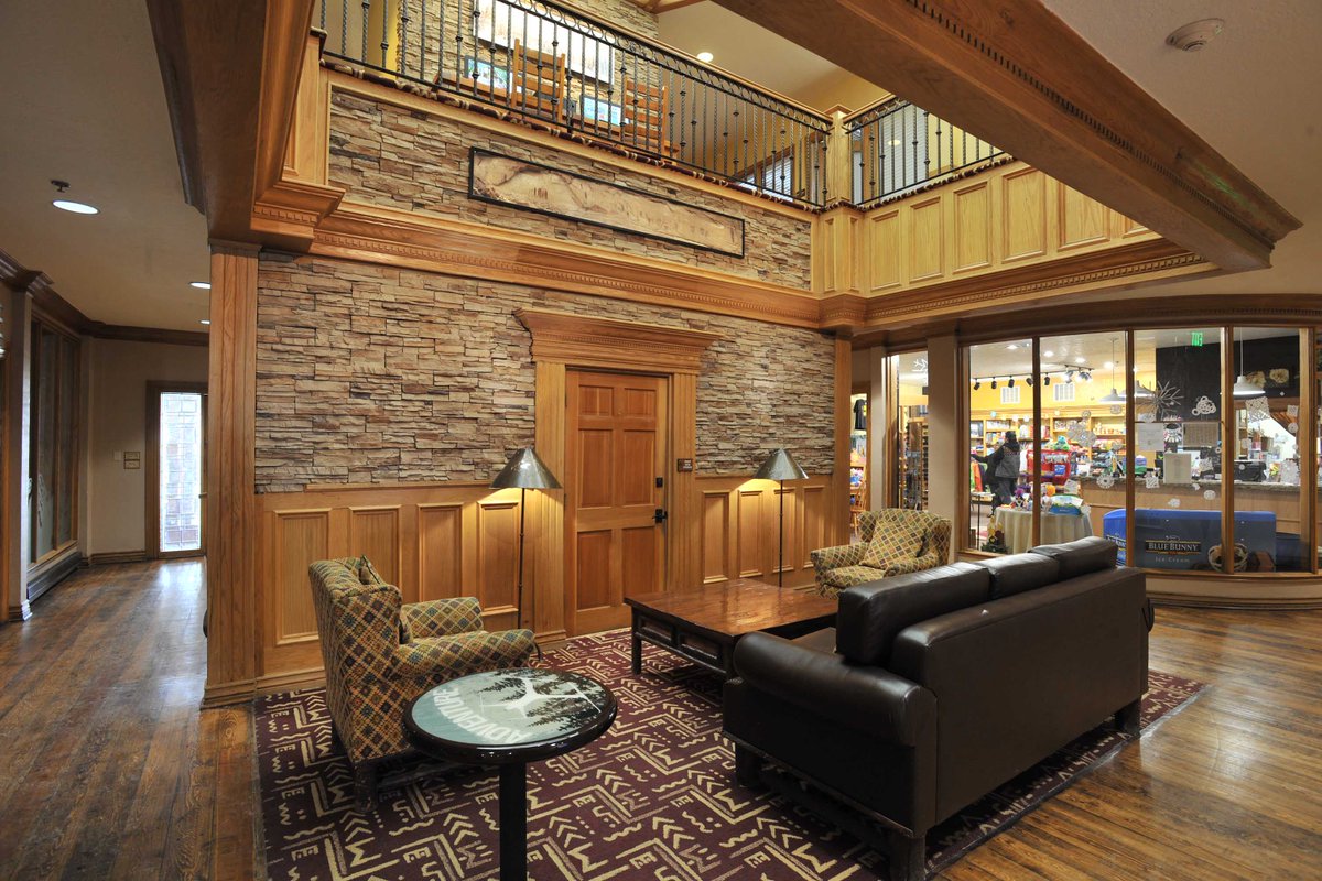 leewebb's tweet image. Cedar Breaks Lodge #brianhead #utah #drone #architecture #typhoonH #photography #Utah #Nikon #realestate @leewebb #yuneec #cedarbreakslodge