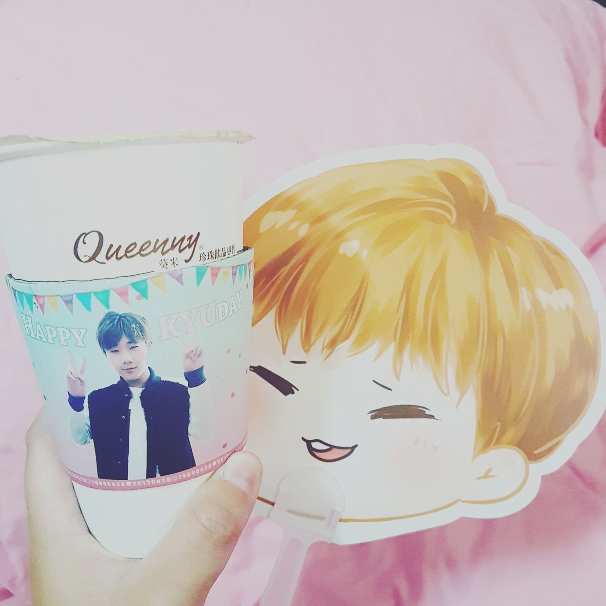 jfm_0922's tweet photo. @kyuzizi @KitKatKYU

성규오빠 생일 축하해요 🙌🙆❤😍

#성규야생일축하해 #KitKatKYU https://t.co/LZffipckCj