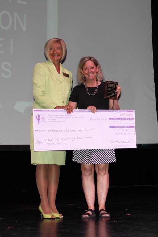 DWES Teacher of the Year Honoree- Ms. Cheryl Holton!
#InspireExcellence #PublicSchoolExcellence