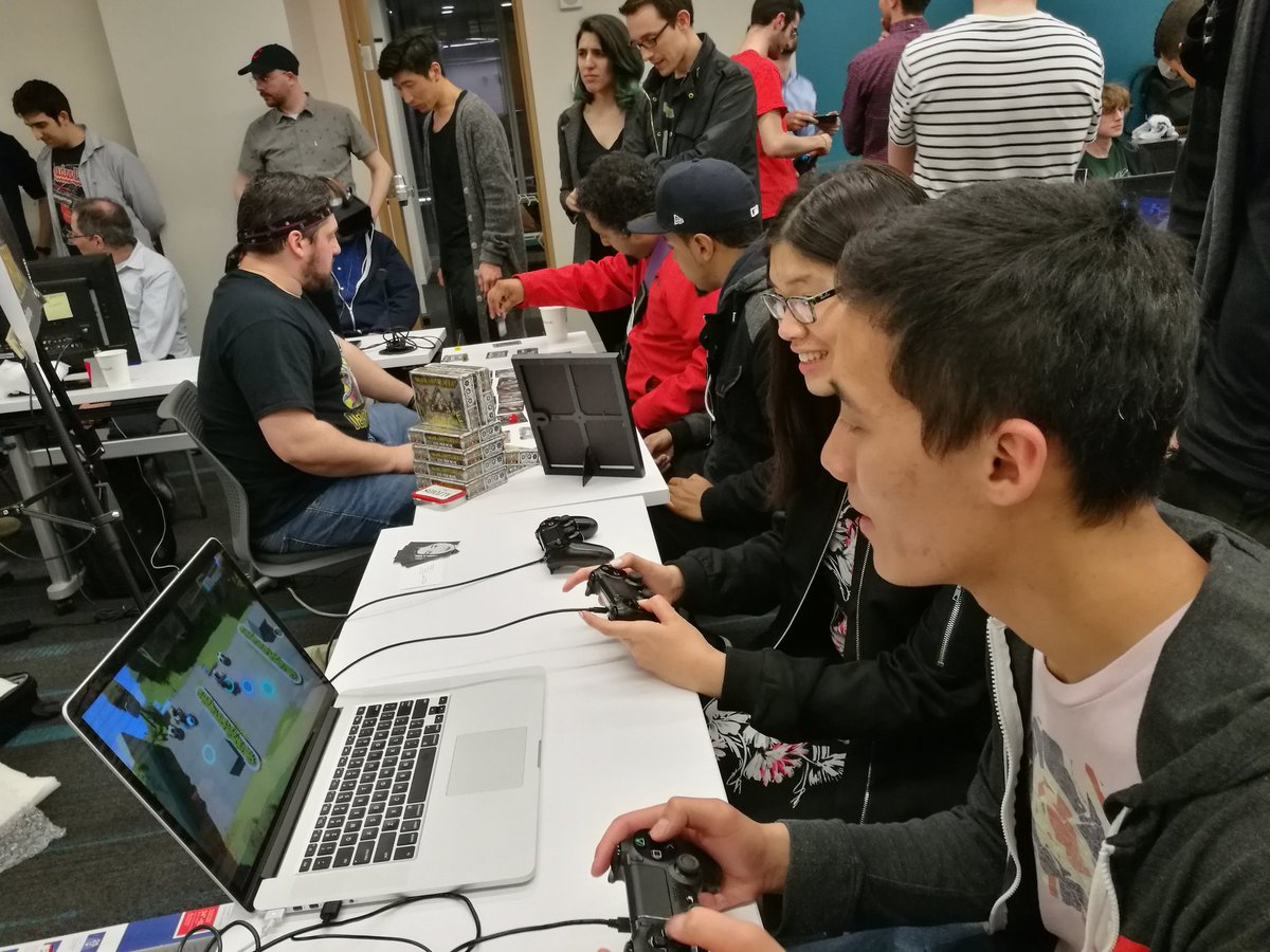 LilyYooooo's tweet image. Today @PlaycraftingNYC  #PlaySpring  , showing Teletag98!!!(Previous name: Boxfighter:P)