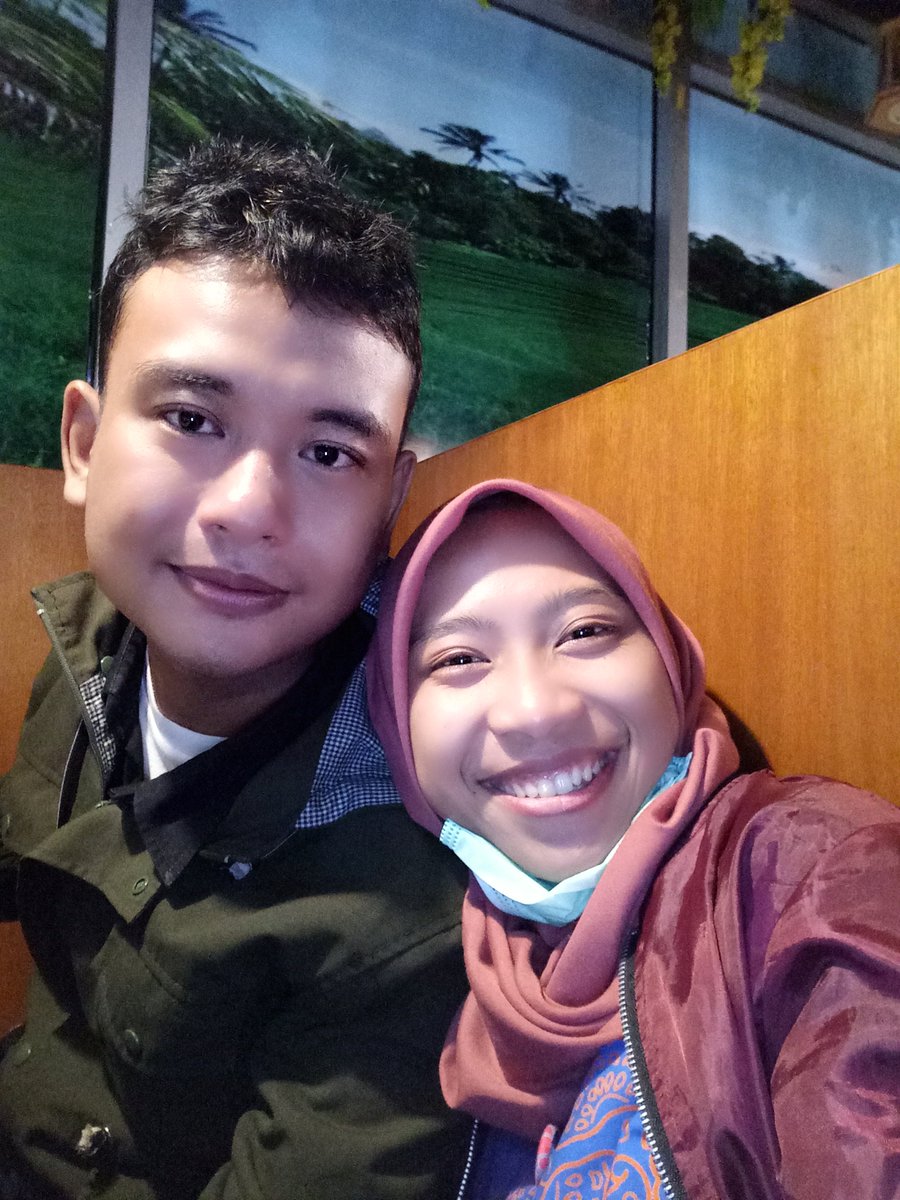dendi_SW's tweet photo. bahagia itu kalau aku selalu bersamamu 😍😋😊😊😚 @Anisakusuma03 https://t.co/WKQWD0IL5Q
