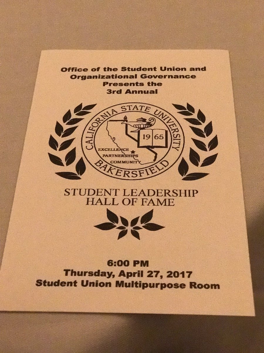 CSUBspirit's tweet photo. .Good night at the student leadership awards. #OutStandingClub #MemberOfTheYear #OutStandingAdvisor #GoRunners 👌👌 https://t.co/5Ys21fqRBV
