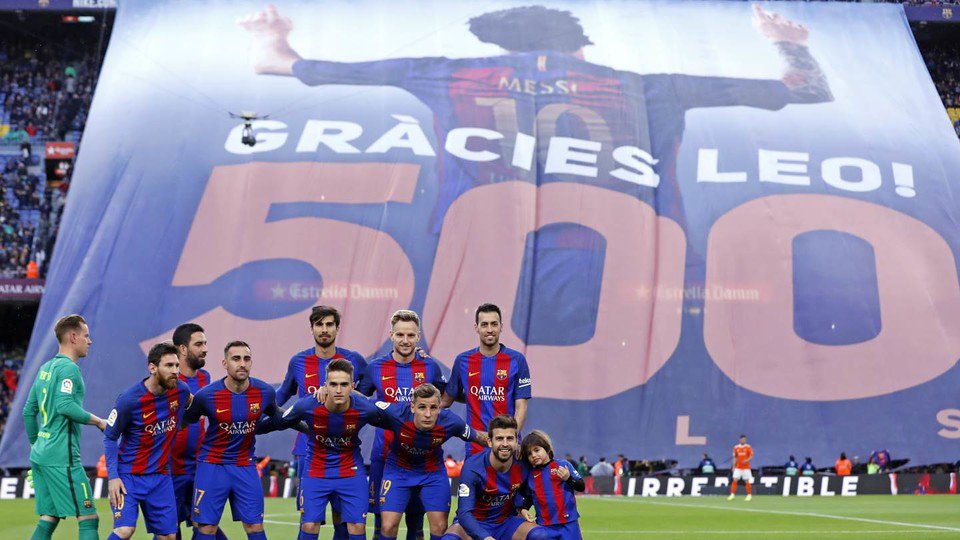 fcbarcelona_fra's tweet photo. 🎥🔵🔴 Découvrez les coulisses de l'hommage du Camp Nou pour #Messi, en vidéo https://t.co/q6Z51qtHYy #Messi500 #FCBOsasuna https://t.co/gy3f9PQe2M