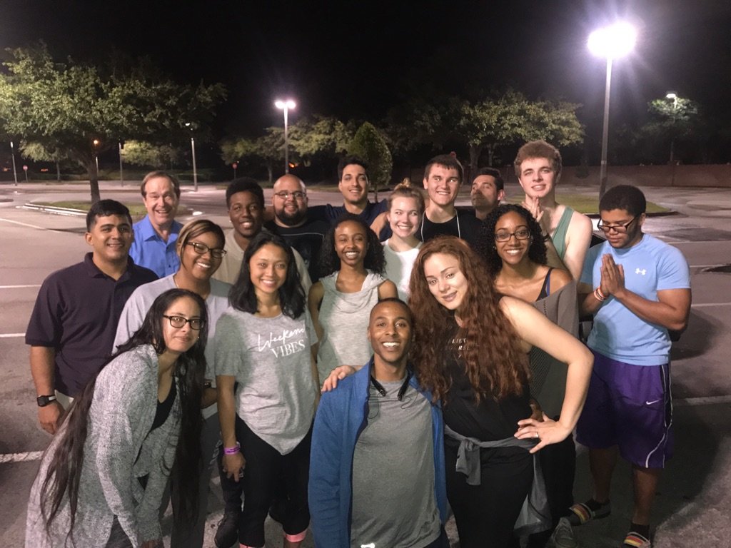 LTDJRich's tweet image. They aint seen nothin' yet!!! Richards/Thomas team is en route to #WSL2017 6mon ago= 1/2 a van. This wknd= 2 full vans @B2G200 @LtdTanTan