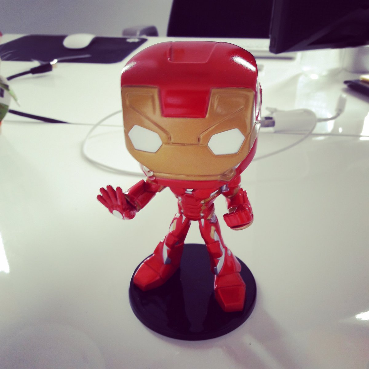 ExitStudioBe's tweet image. Ajd est le dernier jour de stage de Math, fan d'Iron Man et donc au cadeau de départ pas du tout prévisible :D !