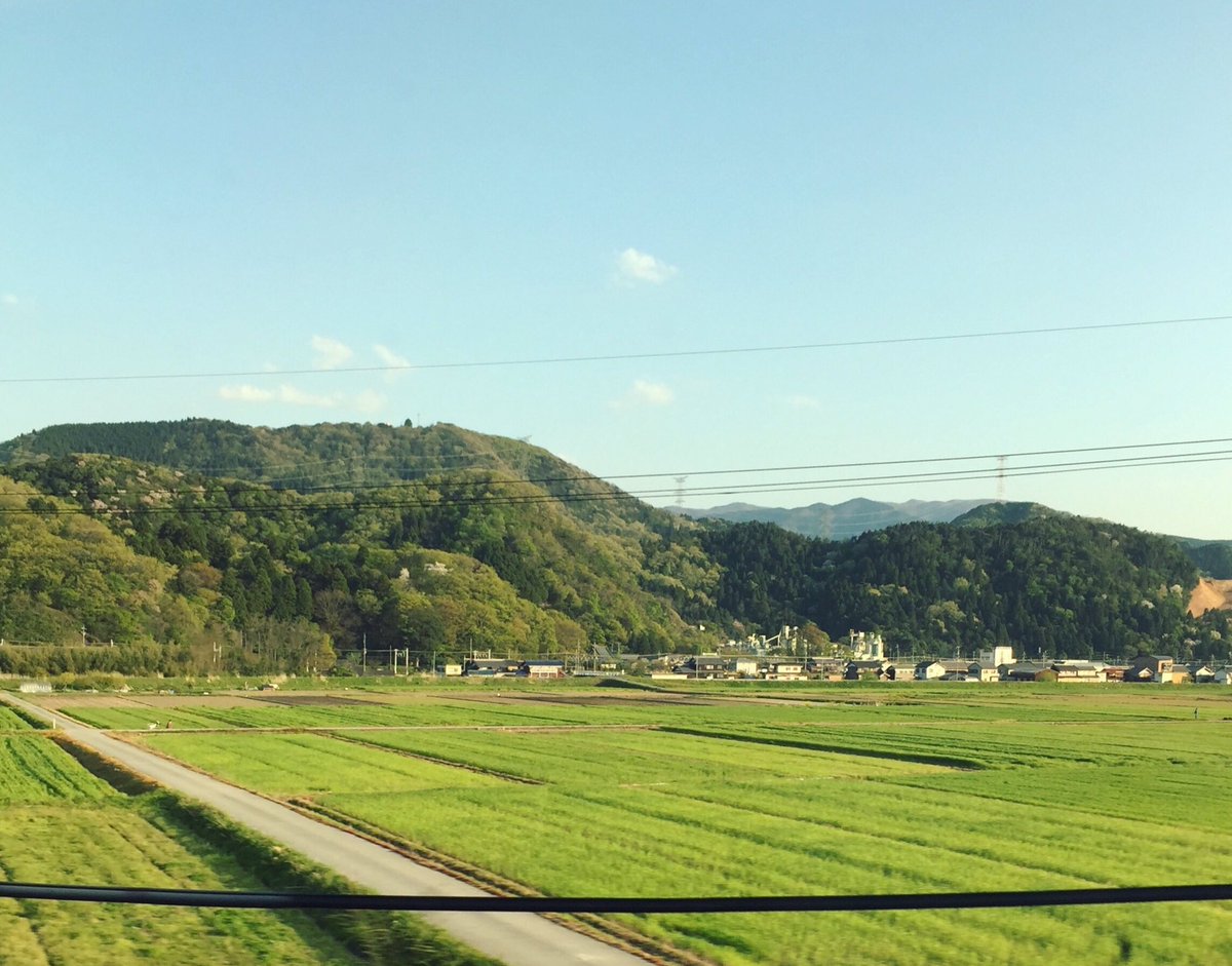 はりー En Twitter 東海道新幹線 痩せ型の犬の背中っぽい山 シリーズ