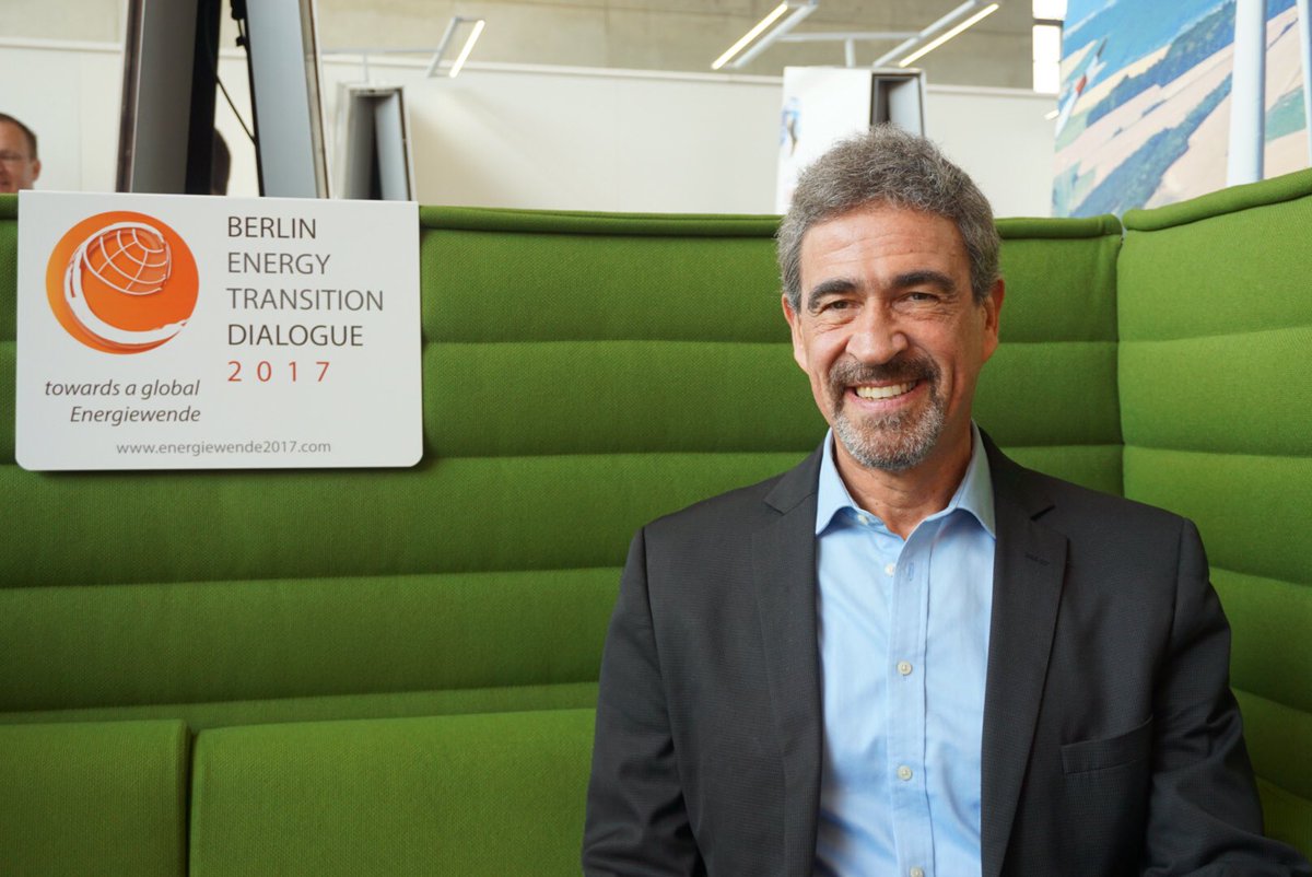 Berlin Energy Transition Dialogue (@greensofa_betd) on Twitter photo <a href="/zwiebachluis/">Luis Zwiebach</a> @ Grupo Trianon: Looking to bring solar energy for shopping centers, retailers, supermarkets in Peru, save them energy #HM17 <a href="/zwiebachluis/">Luis Zwiebach</a> @ Grupo Trianon: Looking to bring solar energy for shopping centers, retailers, supermarkets in Peru, save them energy #HM17