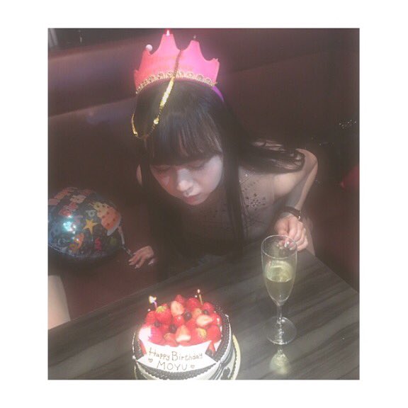 まゆの誕生日なり～🎂🎆✨
おめでとう😭💕

今年もみんなで祝えてよかった💯 .*