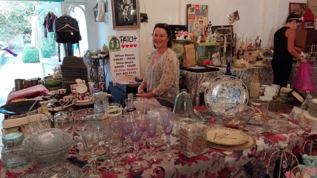 PATCHChildAbuse's tweet image. Visit us this weekend at Simondium’s Country Lodge (between #Paarl and #Franschhoek) for some #Vintage shopping at the #VintageIdeasMarket