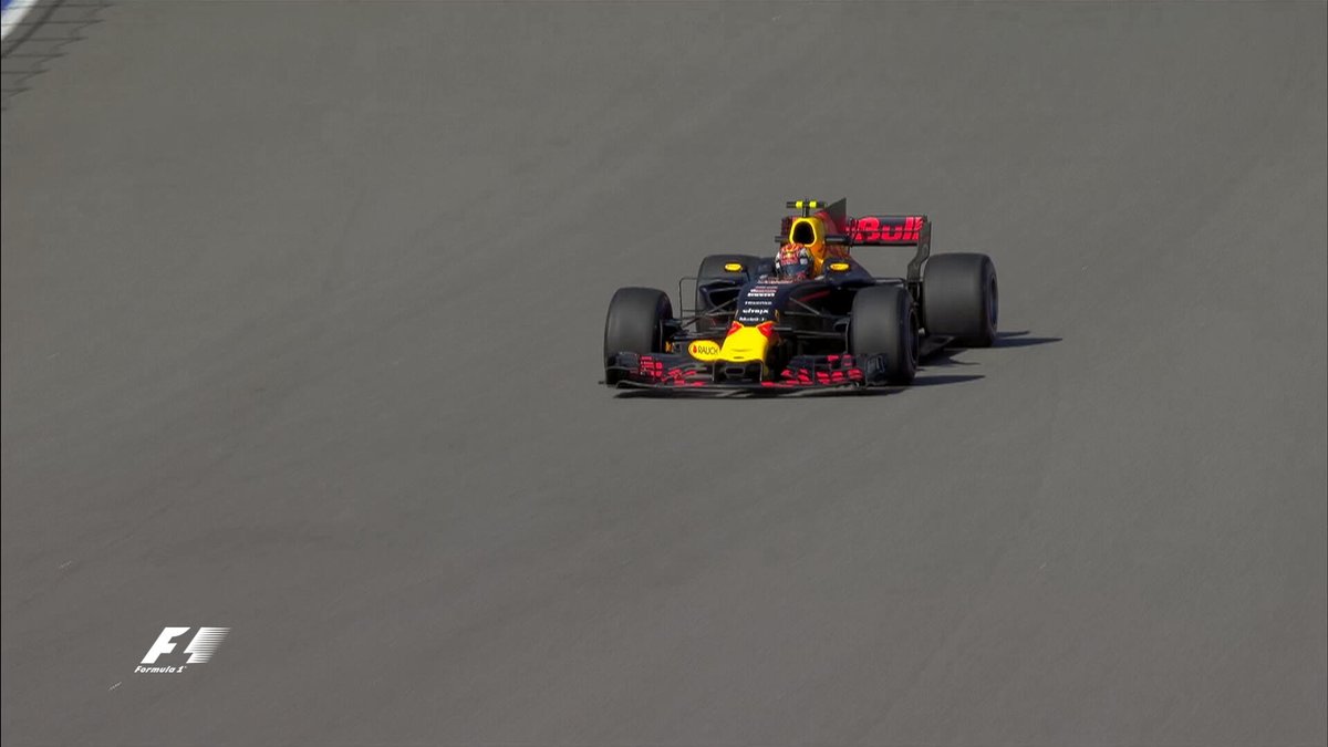Just Max and an open road 💪 #RussianGP 🇷🇺 #F1 https://t.co/f4qdYpi98J