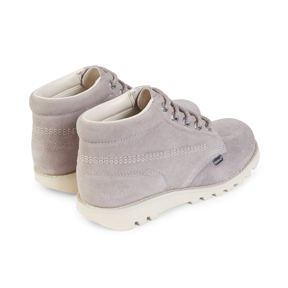 Our Kick Hi's will be your go-to boot for the coming seasons ✨ Shop more new arrivals at kickers.co.uk. Shop here: /bit.ly/2p67h63