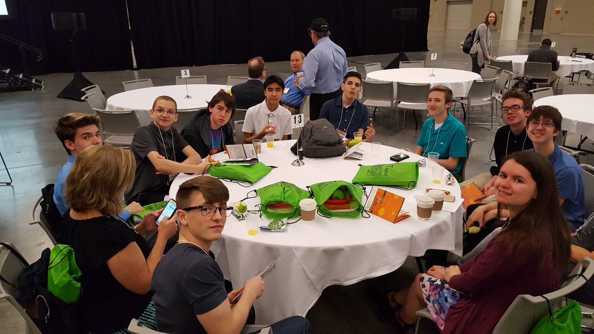 MrsCham_CVCA's tweet image. Here we go at Passport to IT Careers! Thanks, @RITECoolTech! #WeAreIT #techiscool
