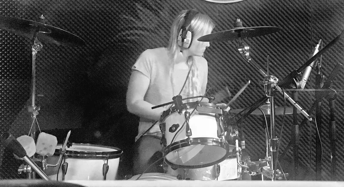 alpha__waves's tweet image. ✖️ Remember to join us this Sunday for our performance at Mill Beach Pub ✖️
alphawaves.rocks