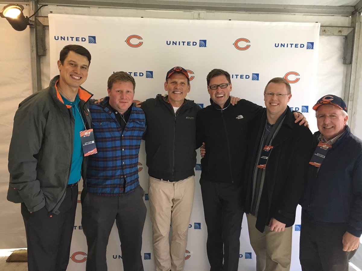 #beingunited Hanging with our flight ops professionals at Soldier Field for the NFL draft