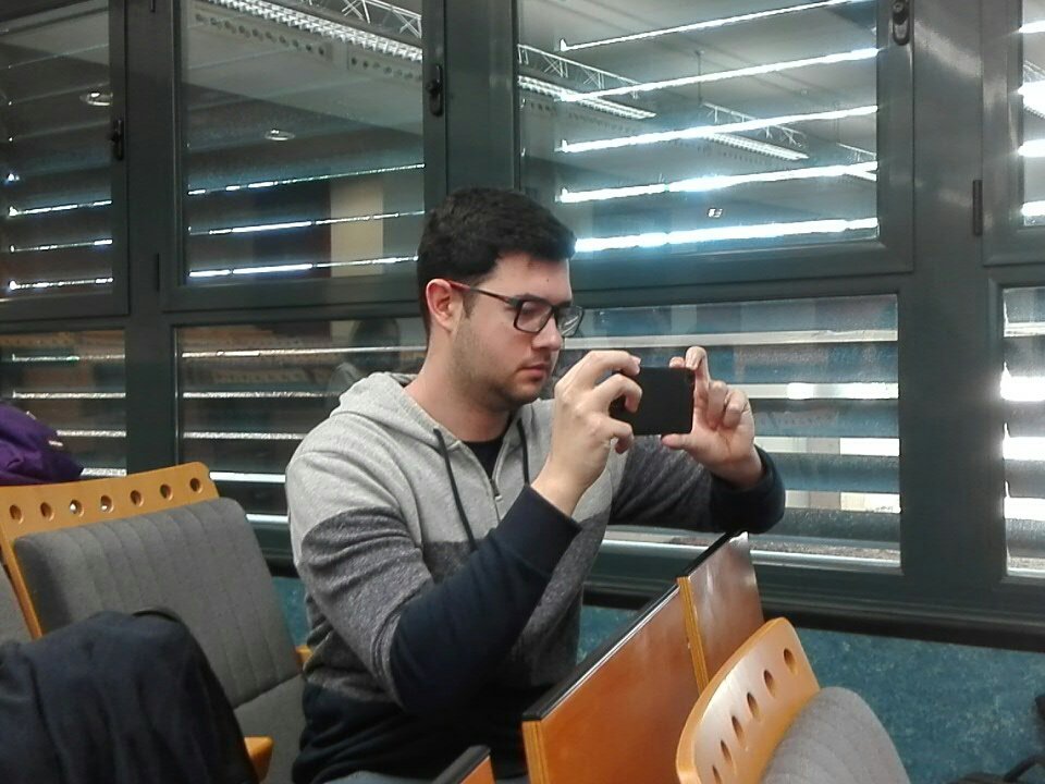 Olimpicosaldia's tweet photo. Nuestro compañero @RamonFF14 os da la posibilidad de seguir en directo el congreso por medio de nuestra página en Fb! #cibermojo https://t.co/tsoJpycULs