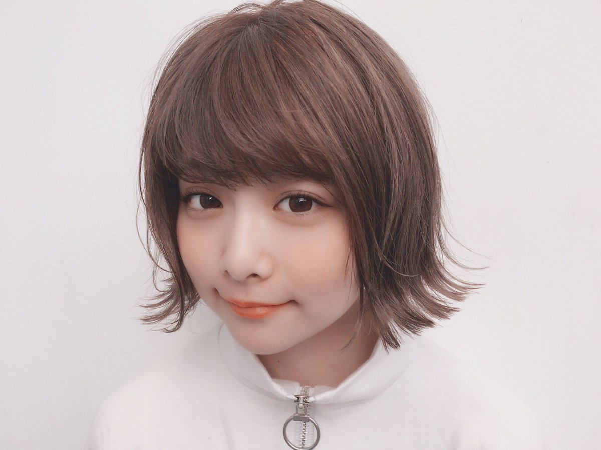 Uzivatel U Realm 小山圭介 Na Twitteru すみだかほちゃんカットカラーしましたー アゴラインの切りっぱなしボブにアプリエでプラチナグレージュにしまし かほちゃんありがとう ヘア ヘアスタイル ヘアアレンジ ヘアセット ヘアカラー アプリエ Uzivatel U Realm 小山圭介 Na Twitteru すみだかほちゃんカットカラーしましたー アゴラインの切りっぱなしボブにアプリエでプラチナグレージュにしまし かほちゃんありがとう ヘア ヘアスタイル ヘアアレンジ ヘアセット ヘアカラー アプリエ