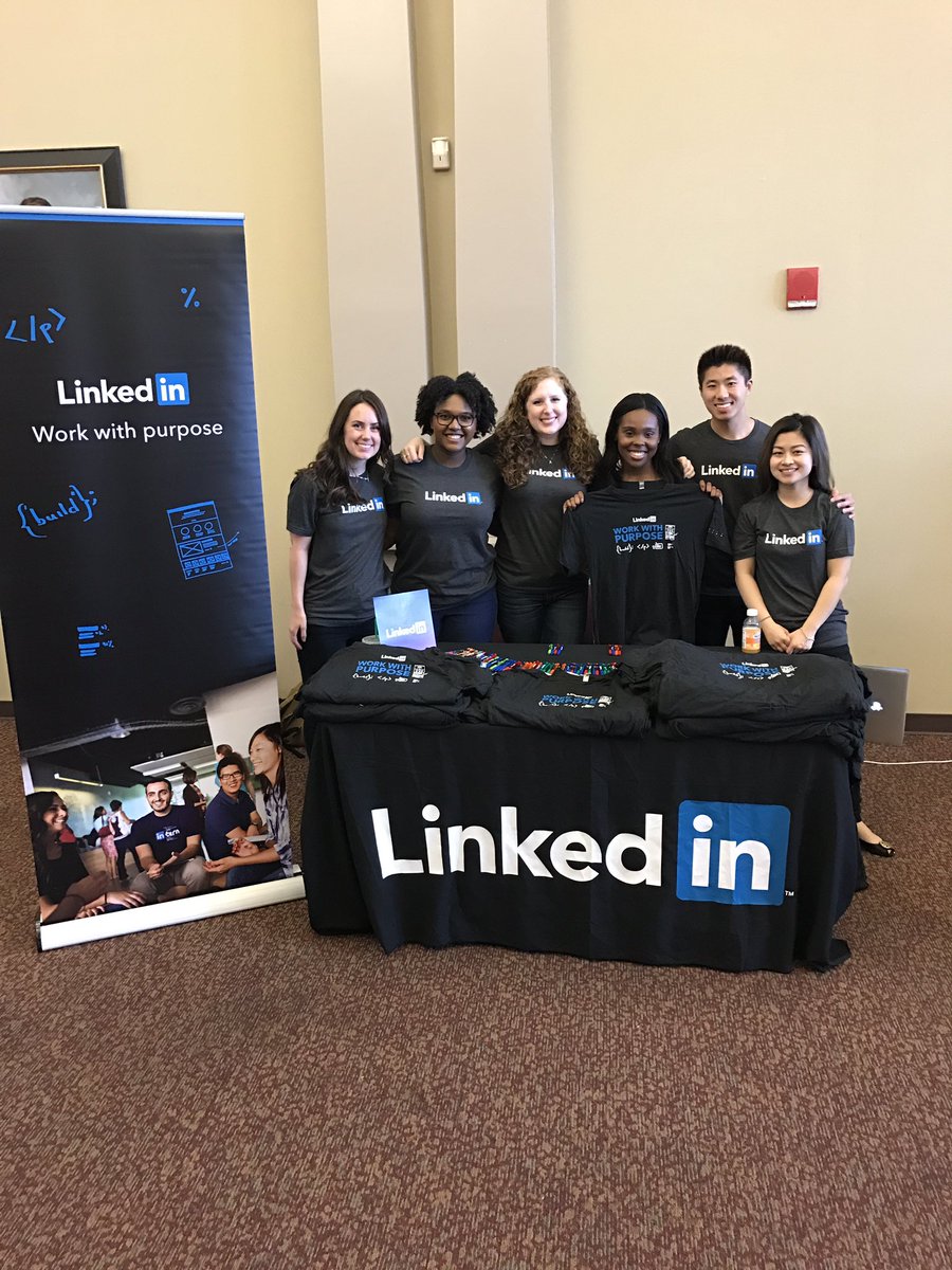TechGrooveATL's tweet image. @LinkedIn is here and ready at #TechGrooveATL
Students stop by!! #Innovation #tech