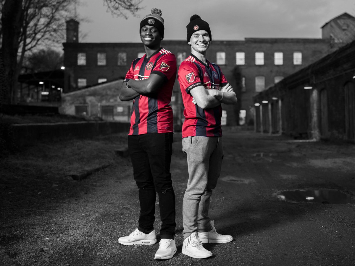 Rep your city 🔴⚫️  Happy #5StripeFriday from the Homegrowns! https://t.co/ArxFNAe3Iz