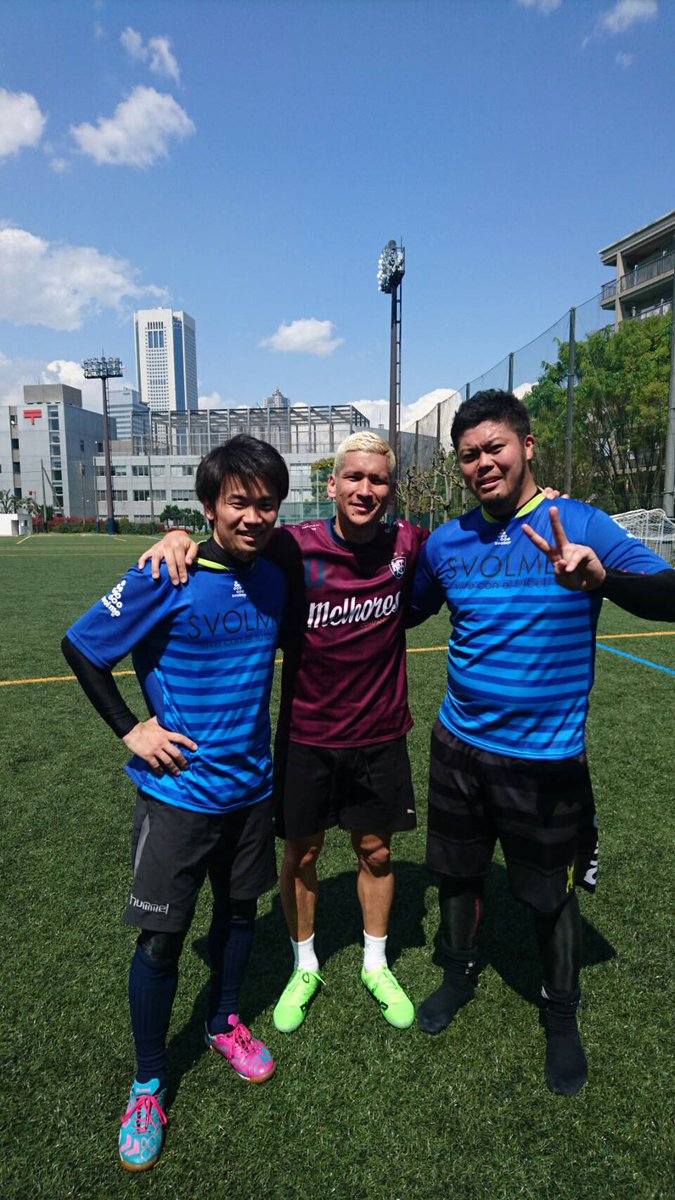 荻窪 孝 サッカーだけやってきた選手からよく フットサルは考える事が多過ぎる って コメントが多いけど サッカーもフットサル くらい考えてやったらもっと楽しく上手くなるんじゃないかな 彼もサッカー フットサルとかじゃなくてフットボールが